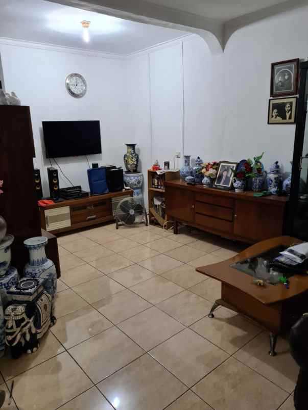 rumah di mampang prapatan jakarta selatan