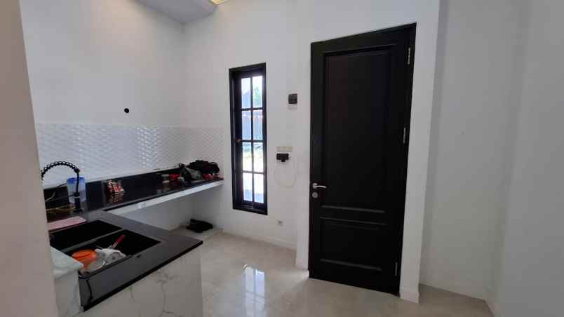 rumah dijual jagakarsa 2 rooftop