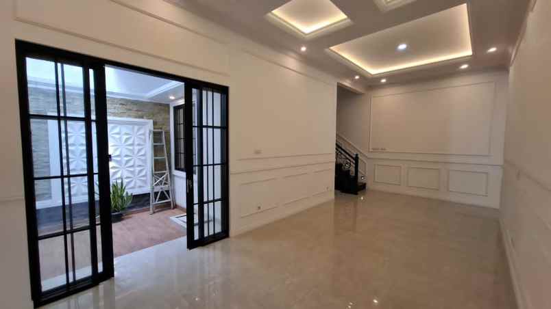 rumah dijual jagakarsa 2 rooftop