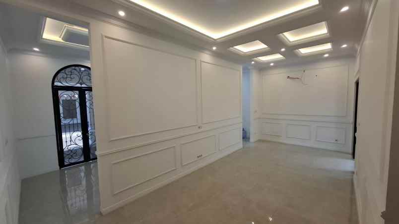 rumah dijual jagakarsa 2 rooftop