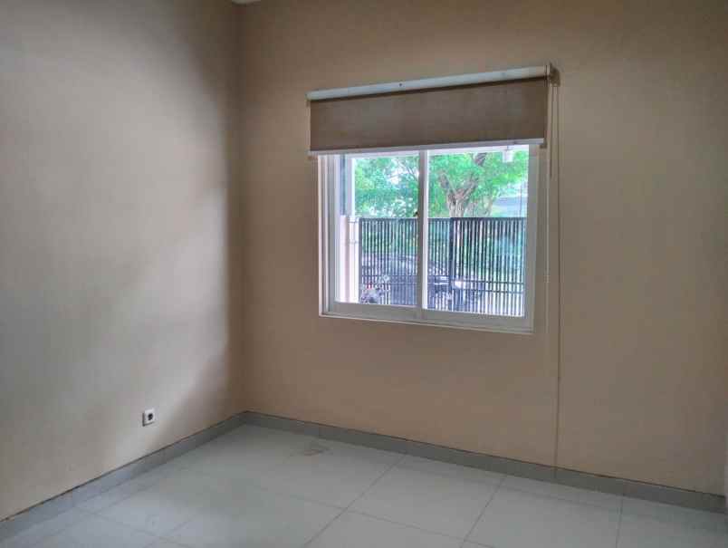 rumah disewakan alam galaxy sambikerep surabaya