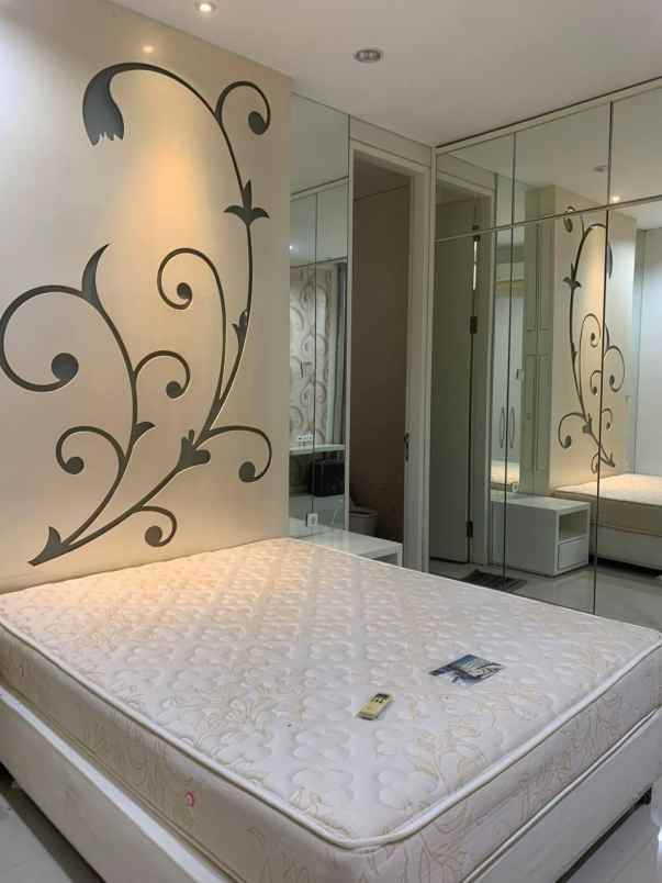 rumah eastcoast park semi furnished one gate system