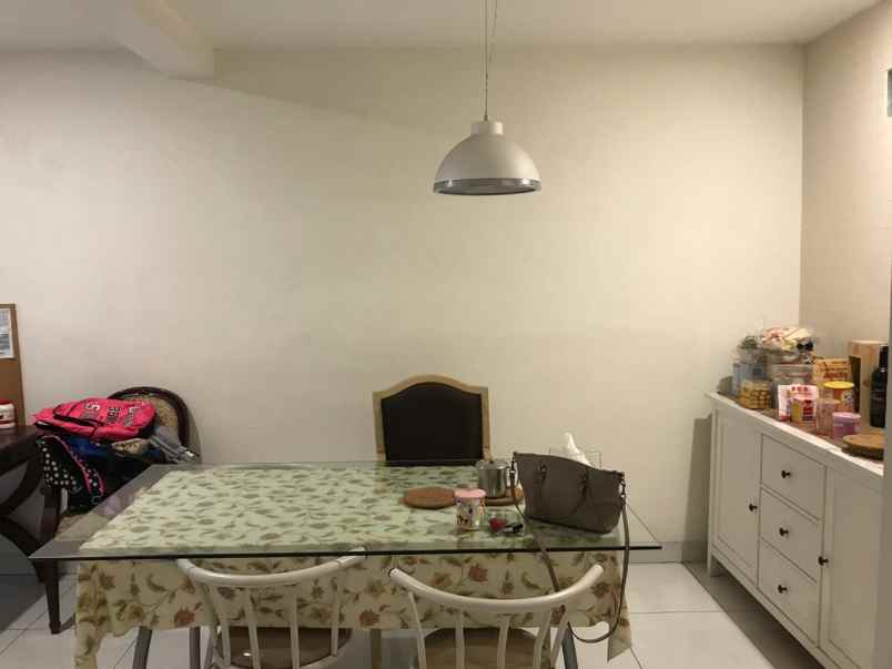 rumah gading griya lestari