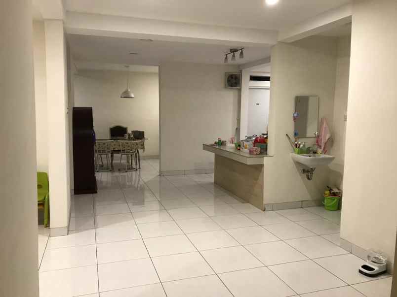 rumah gading griya lestari