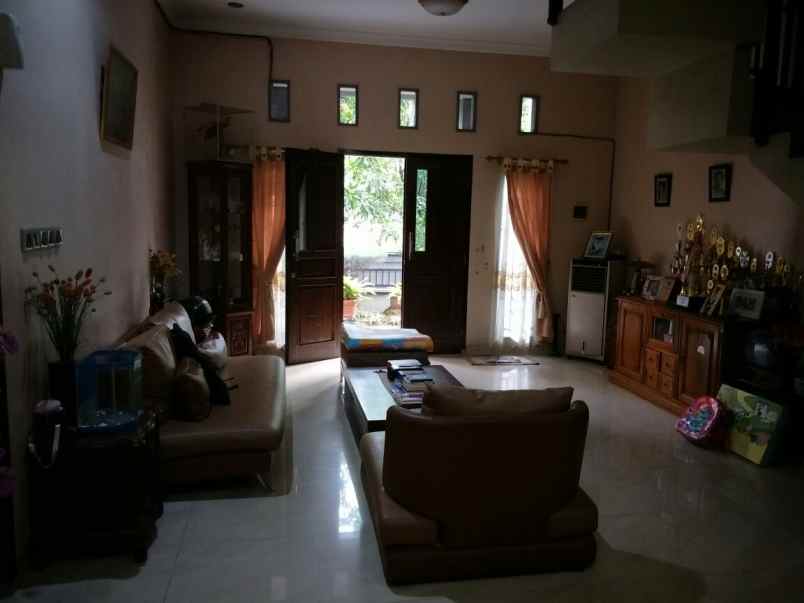 rumah griya depok asri mekar