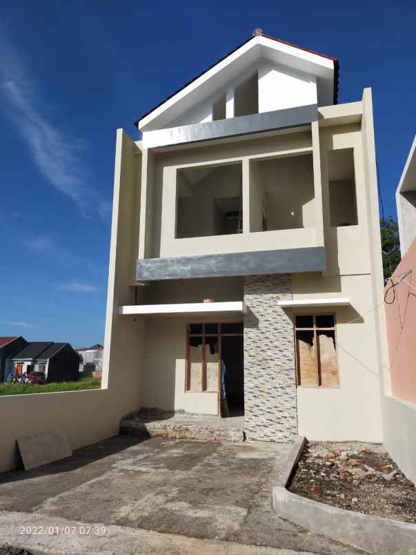 rumah gumpang kartasura