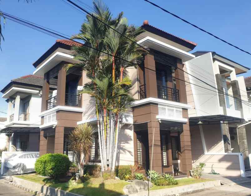 rumah hook semi furnish manyar tirtoyoso hans regency