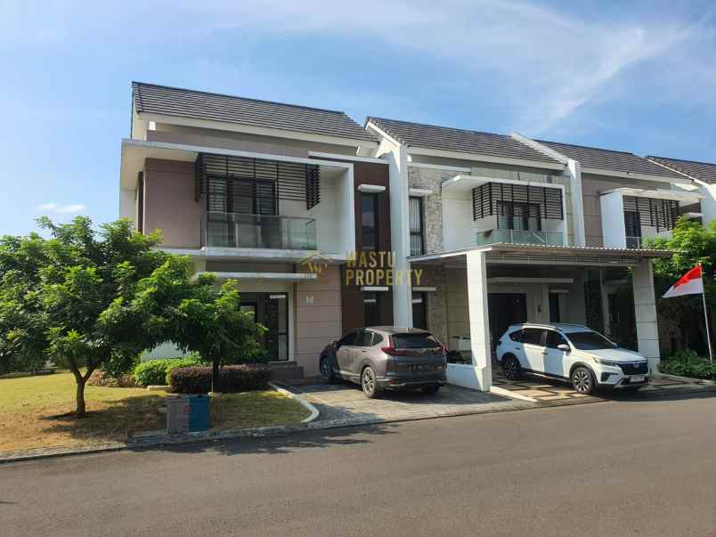 rumah hook tanah luas harga murah di summarecon bekasi