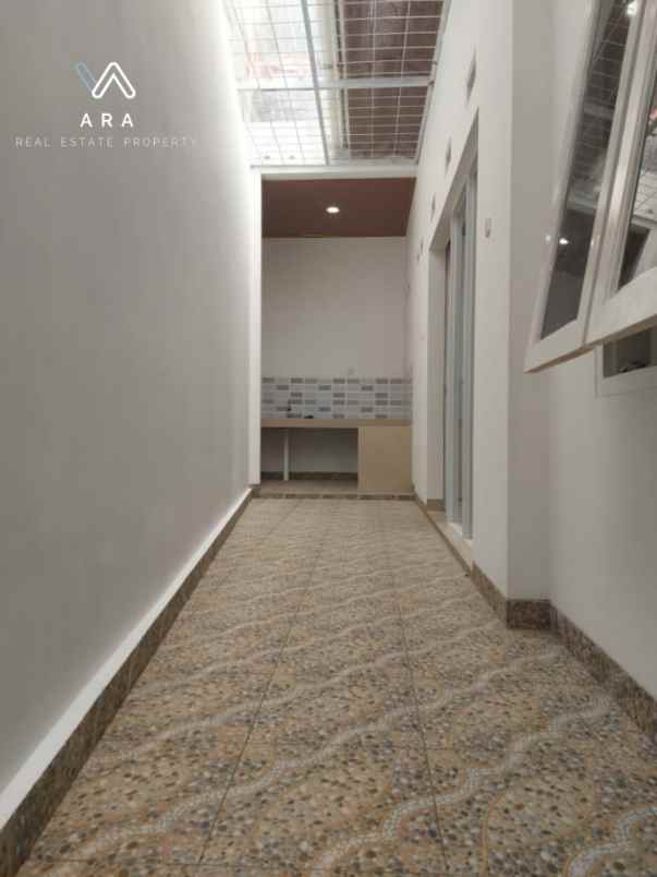 rumah jalan kav raya rajabasa