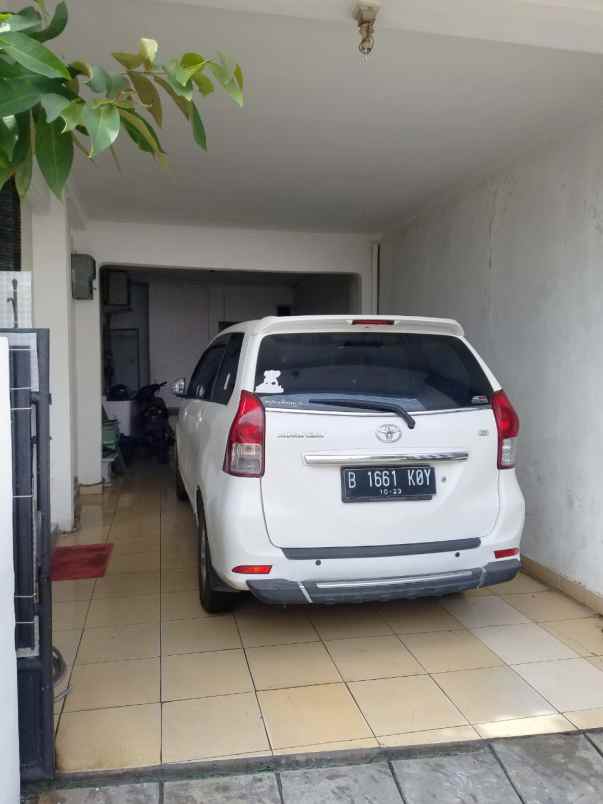 rumah jalan kincan raya jatibening