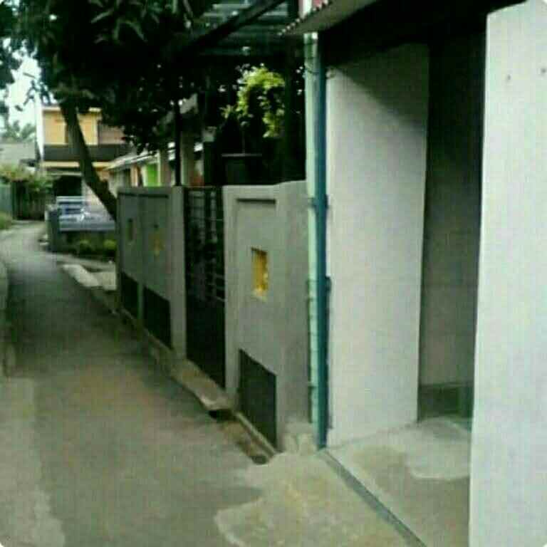 rumah jalan raya bogor km 40