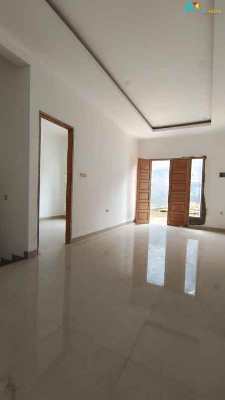 rumah jatiwarna bekasi jawa barat