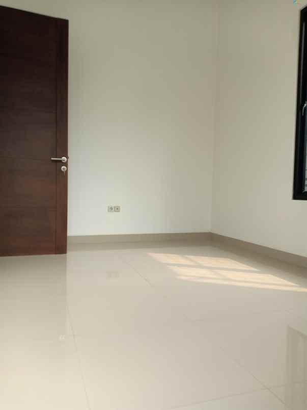 rumah jatiwarna bekasi jawa barat