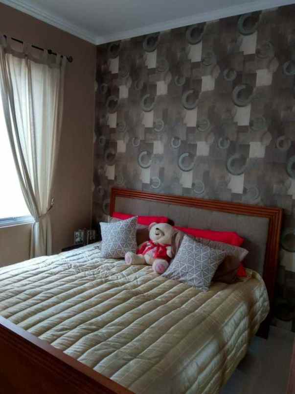 rumah jl cinere park view raya