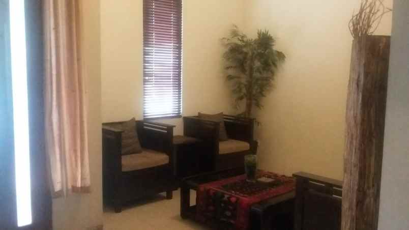 rumah jl garuda 1 no 21 cluster