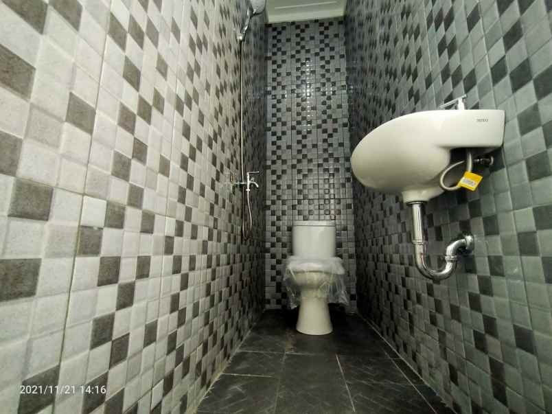 rumah jl kodau jatiasih bekasi