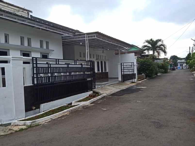 rumah jl perumahan jati jajar