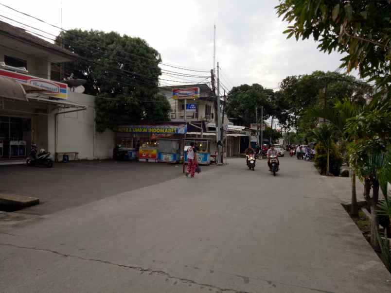 rumah jl walang baru tugu utara