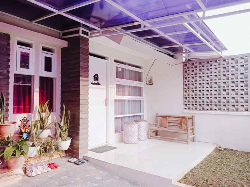 rumah jln nanjung km 4 lagadar