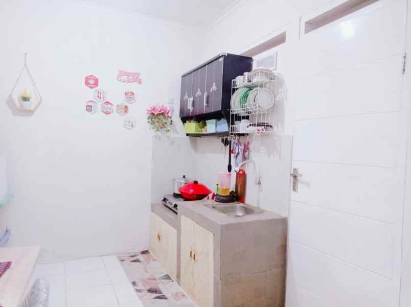 rumah jln nanjung km 4 lagadar