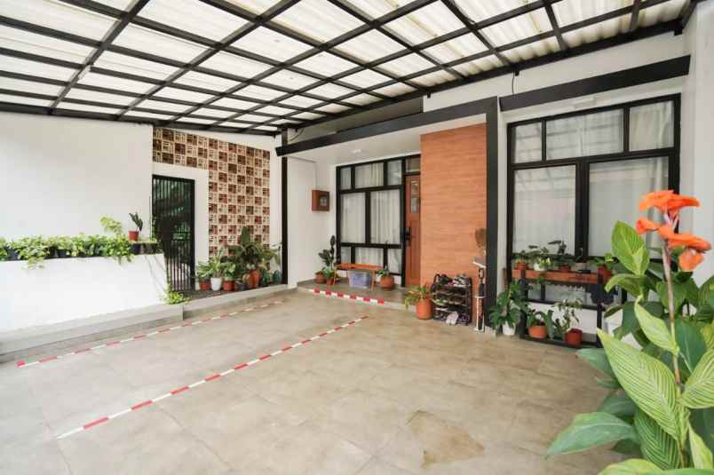 rumah jln raya pondok petir