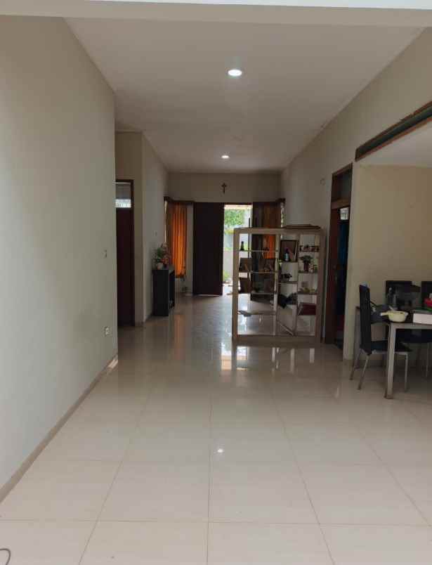 rumah komplek citeureup 5 menit alun alun cimahi