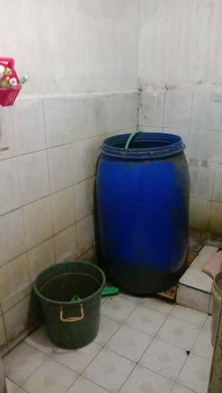 rumah komplek gbr ngamprah lingkungan nyaman shm