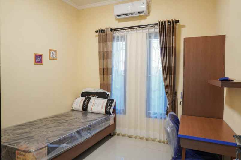 rumah kost 2 lantai siap huni dekat kampus brawijaya
