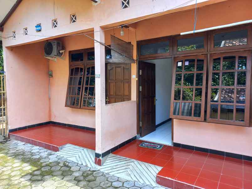 rumah kp suryodiningratan kel