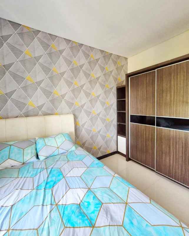 rumah laguna regency pakuwon city siap huni furnish