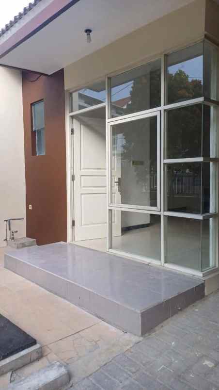 rumah lebak indah baru renov one gate system