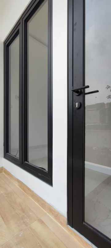 rumah mewah 2 lantai depok di krukut limo