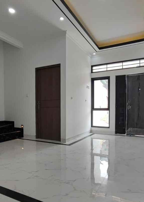 rumah mewah 2 lantai depok di krukut limo