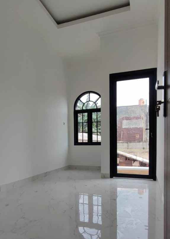 rumah mewah 2 lantai depok di krukut limo