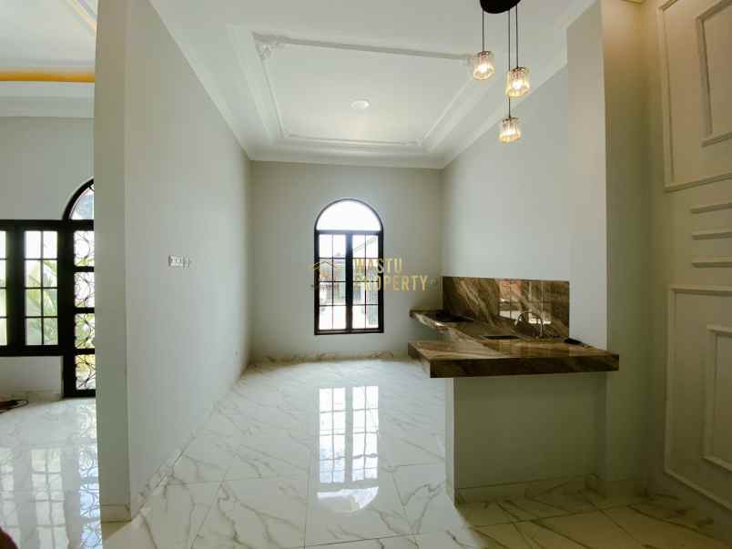 rumah mewah desain modern di ngaglik sleman siap huni