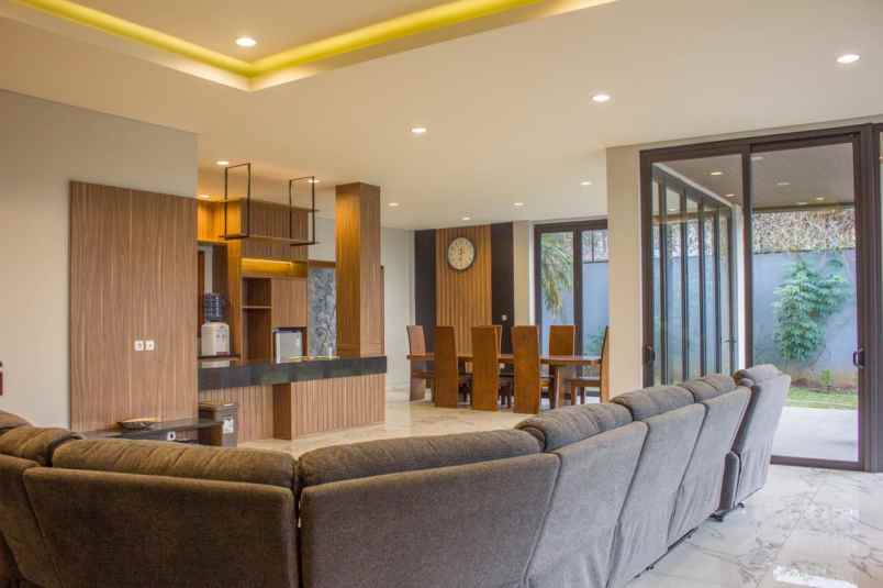 rumah mewah dijual di dago bandung