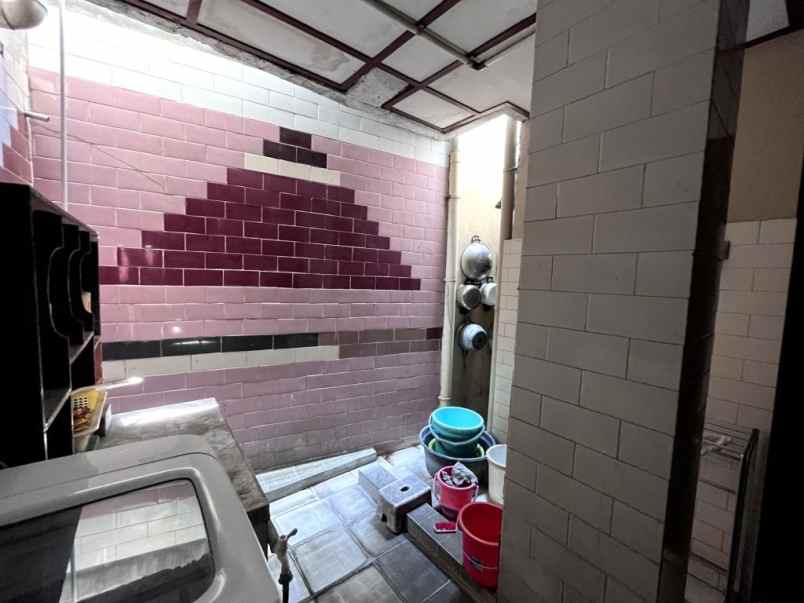 rumah mewah dijual murah di baciro dekat lempuyangan