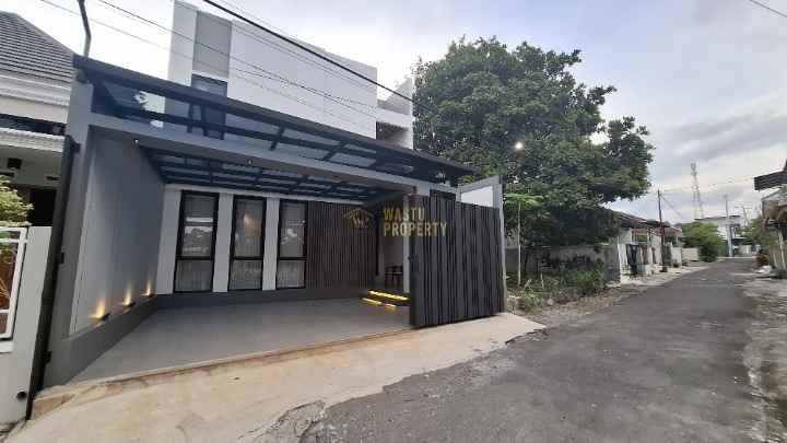 rumah mewah furnished dekat kampus ui jogja jakal