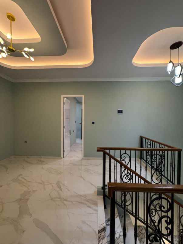 rumah mewah jagakarsa jakarta selatan siap huni