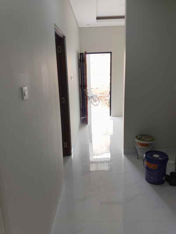 rumah minimalis siap huni jakarta timur