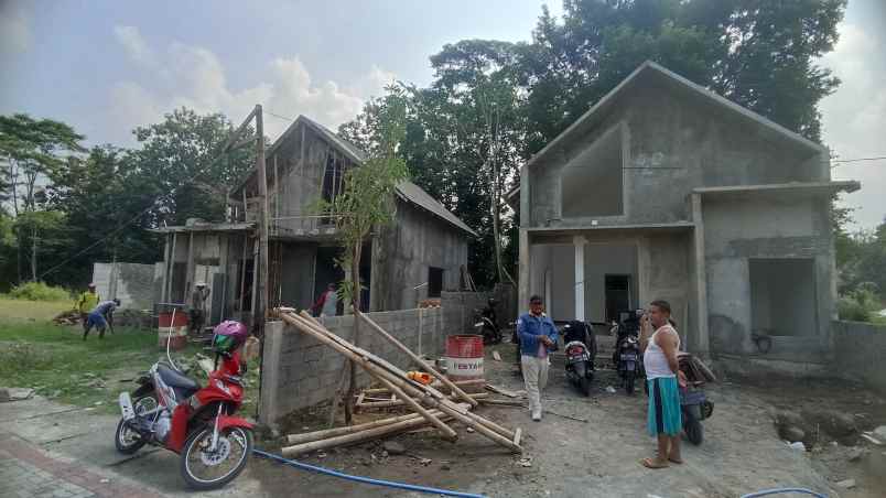 rumah modern scandinavian dekat kampus uii