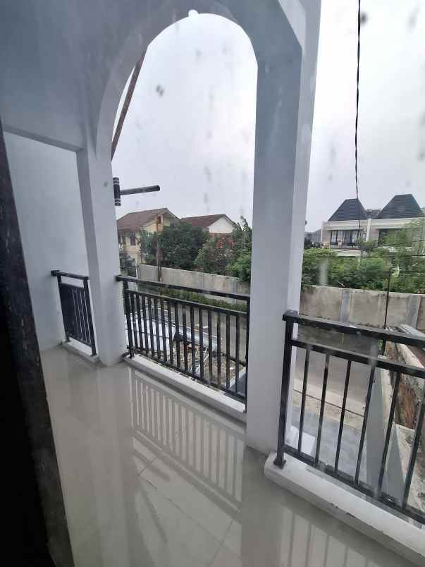 rumah non cluster siap huni di jatiwaringin