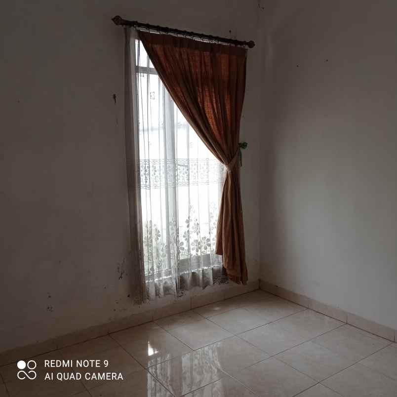 rumah perumahan intan regency jl