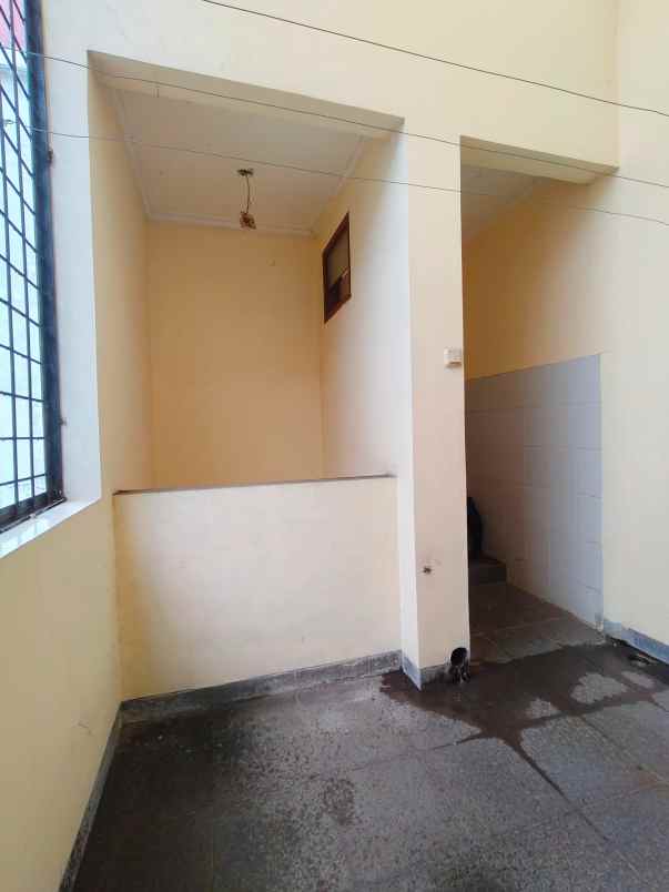 rumah second dalam komplek di duren sawit jaktim