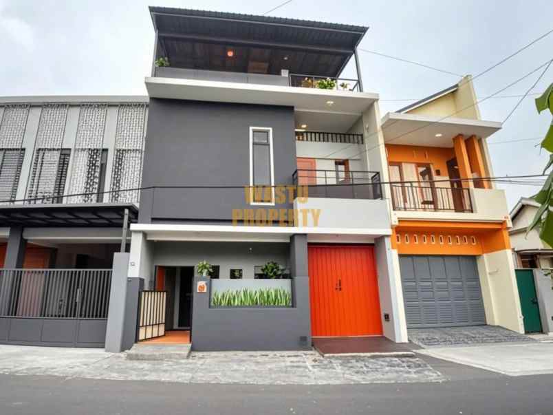rumah second terawat hanya 2 menit dari ringroad utara
