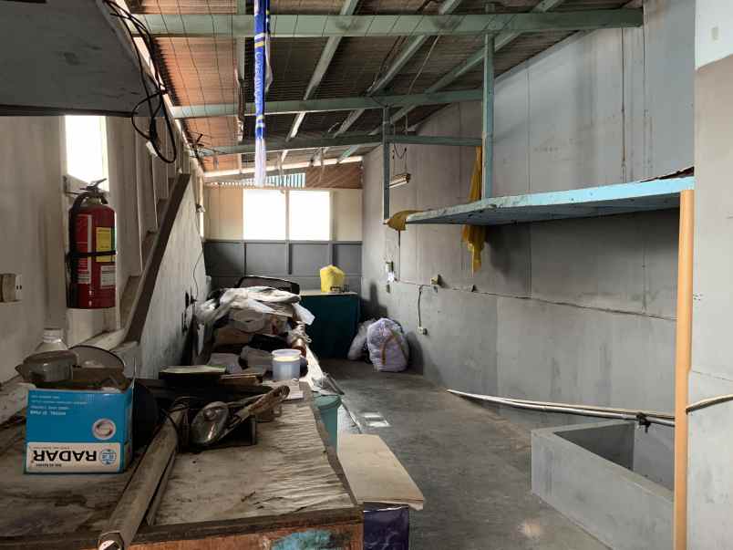 rumah semi furnished di sarijadi