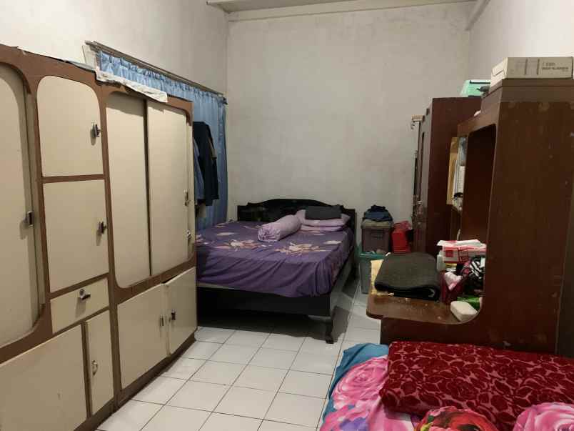 rumah semi furnished di sarijadi