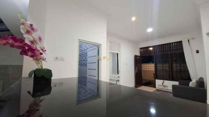 rumah siap huni dalam perumahan di dekat condong catur