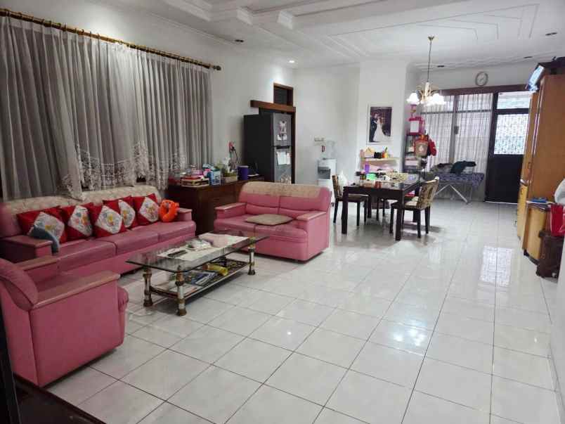 rumah siap huni di kertajaya indah timur strategis