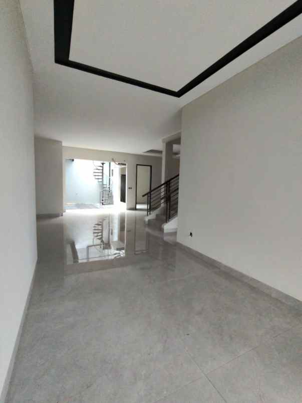 rumah siap huni di the green bsd serpong